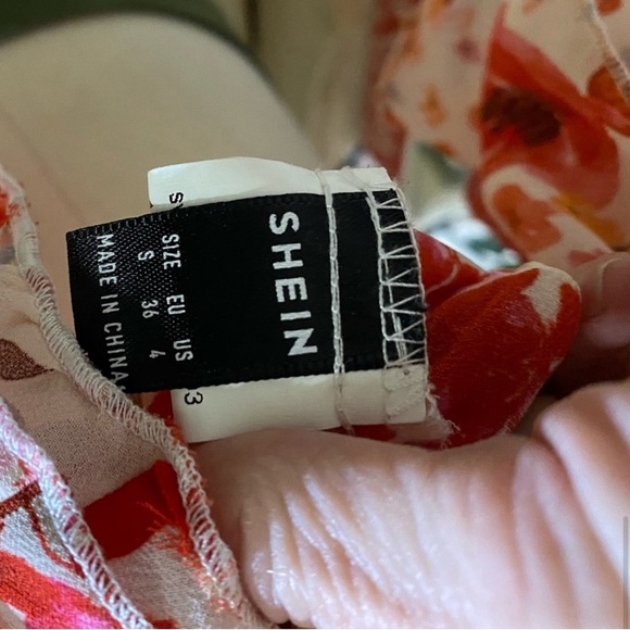 Floral Print One Shoulder Ruffle Trim Crop Top - Picture 8 of 10